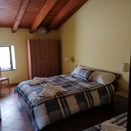 Agriturismo Licensi Del Bresa Villa Monzambano Ngoại thất bức ảnh
