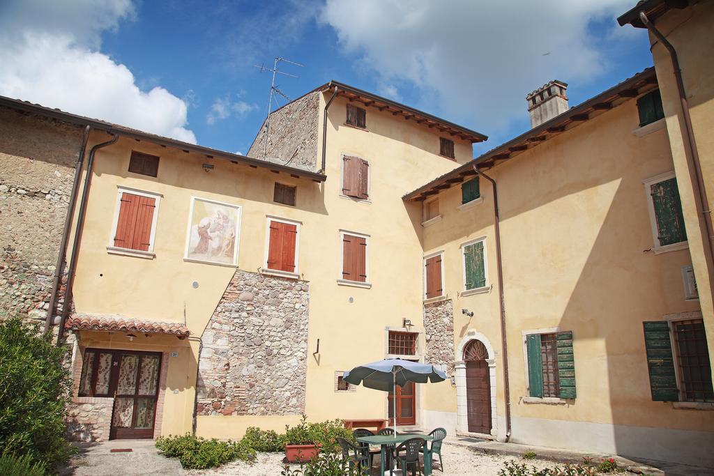 Agriturismo Licensi Del Bresa Villa Monzambano Phòng bức ảnh