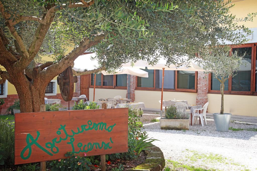 Agriturismo Licensi Del Bresa Villa Monzambano Phòng bức ảnh
