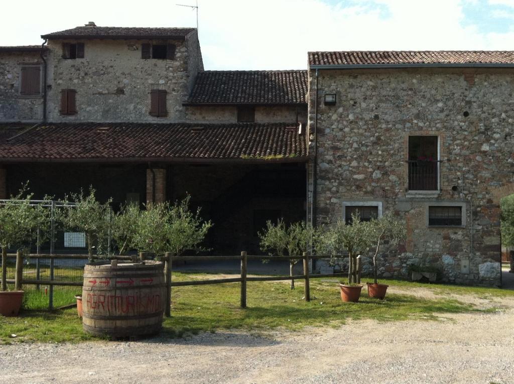 Agriturismo Licensi Del Bresa Villa Monzambano Phòng bức ảnh
