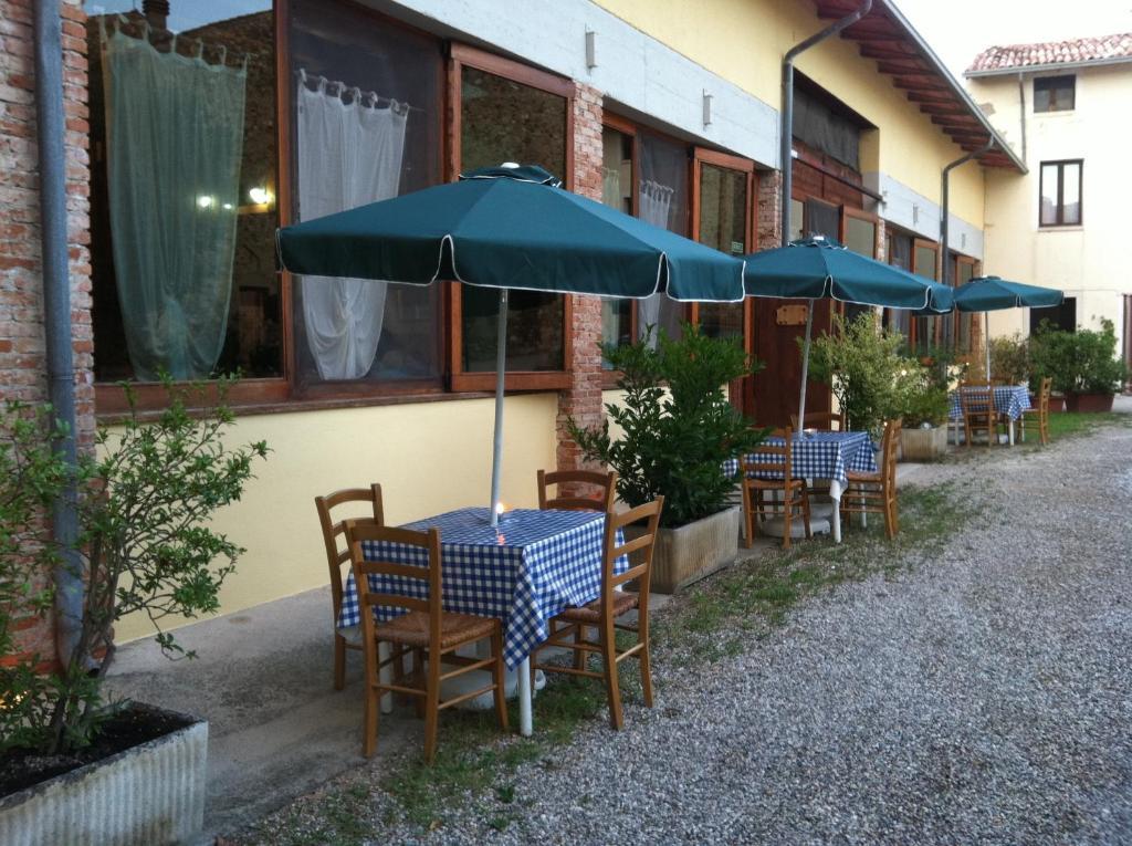 Agriturismo Licensi Del Bresa Villa Monzambano Phòng bức ảnh
