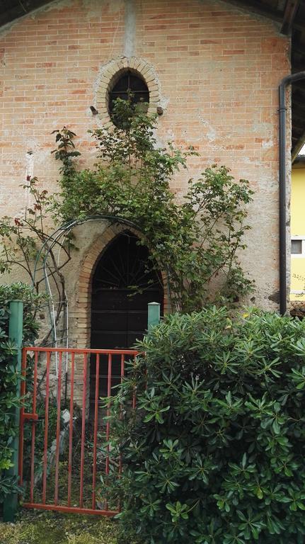 Agriturismo Licensi Del Bresa Villa Monzambano Ngoại thất bức ảnh