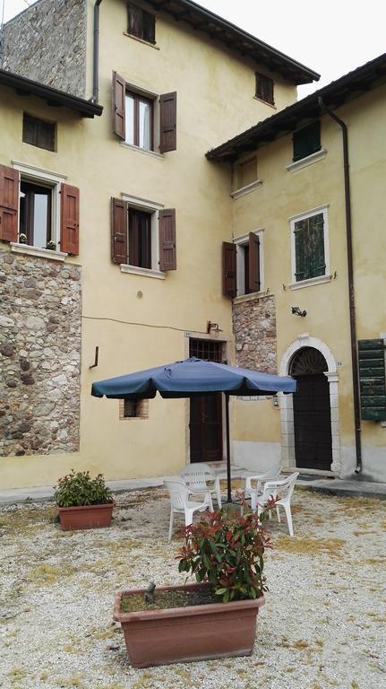 Agriturismo Licensi Del Bresa Villa Monzambano Ngoại thất bức ảnh