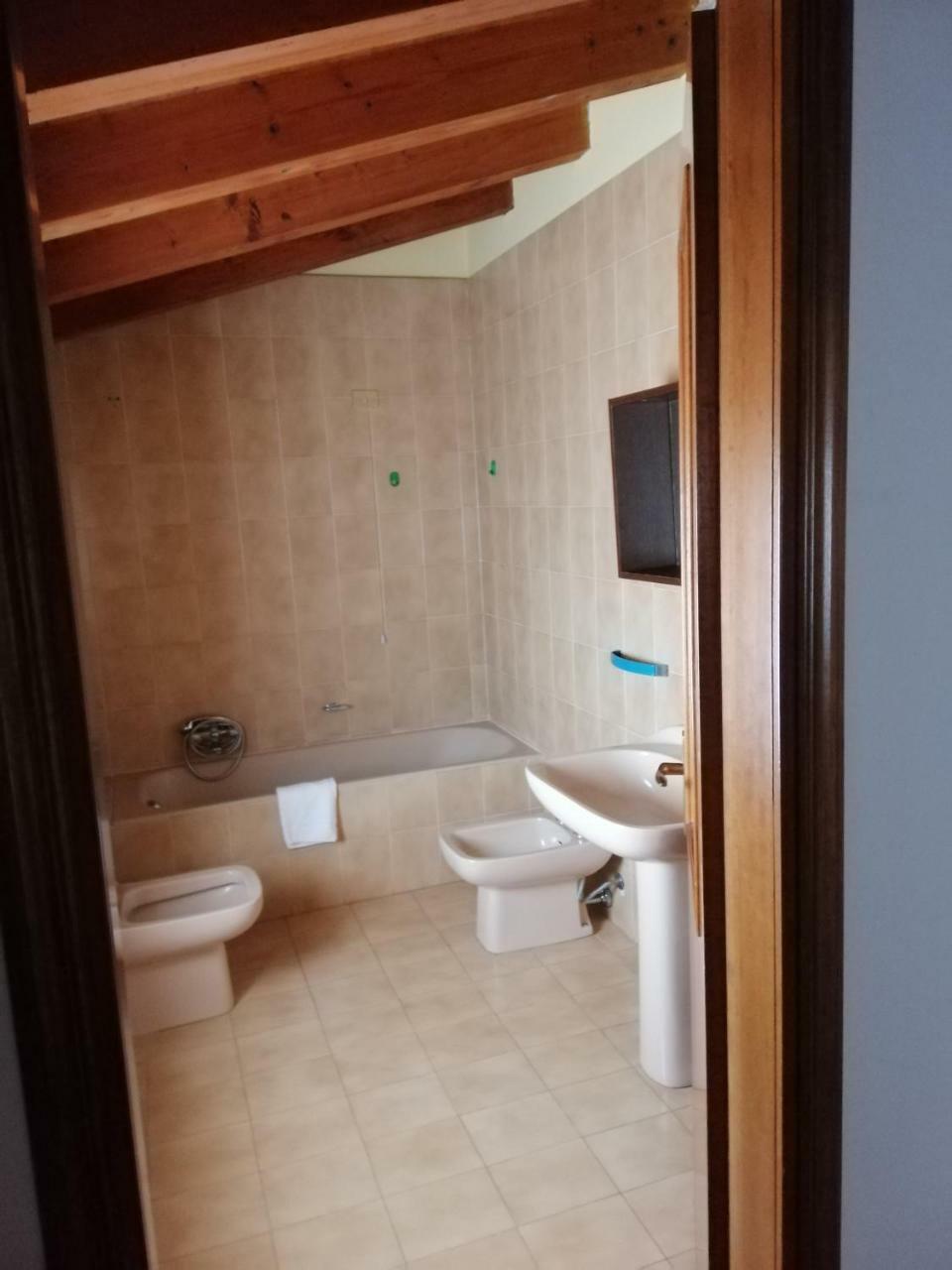 Agriturismo Licensi Del Bresa Villa Monzambano Ngoại thất bức ảnh